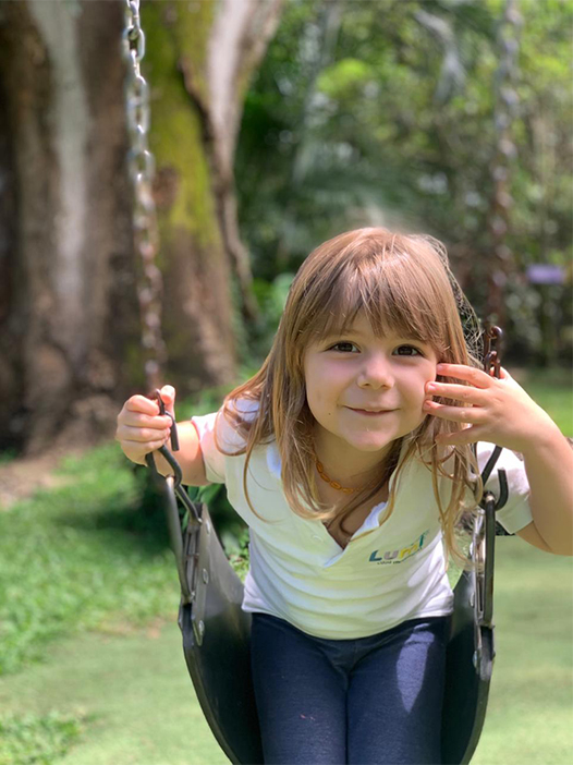 Niña-Casa-de-Ninos